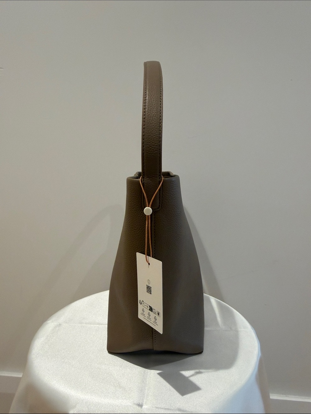 Classic Structured Women’s Tote Bag in Brown - Picture 2 of 12
